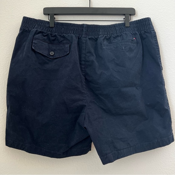 Tommy Hilfiger Elastic Band Shorts - Picture 2 of 2